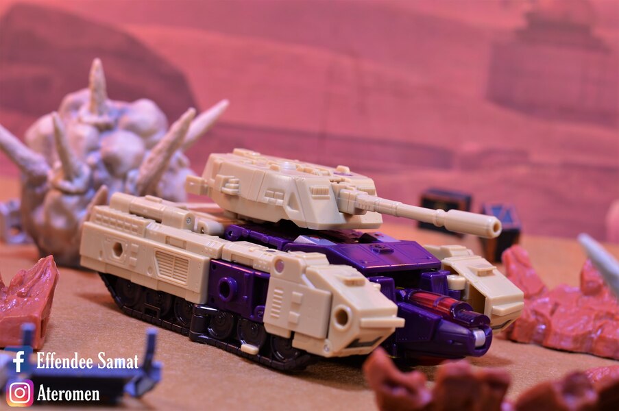 Transformers Legacy Blitzwing Toy Photography Images By Effendee Samat  (11 of 13)